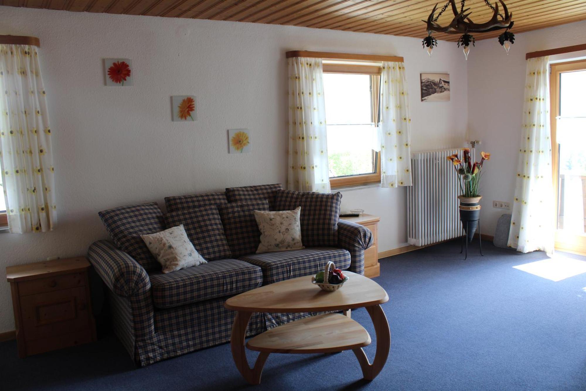 Pfeiffer Alm Am Sonnenhang Mit Blick Auf Die Zugspitze Garmisch-Partenkirchen Habitación foto